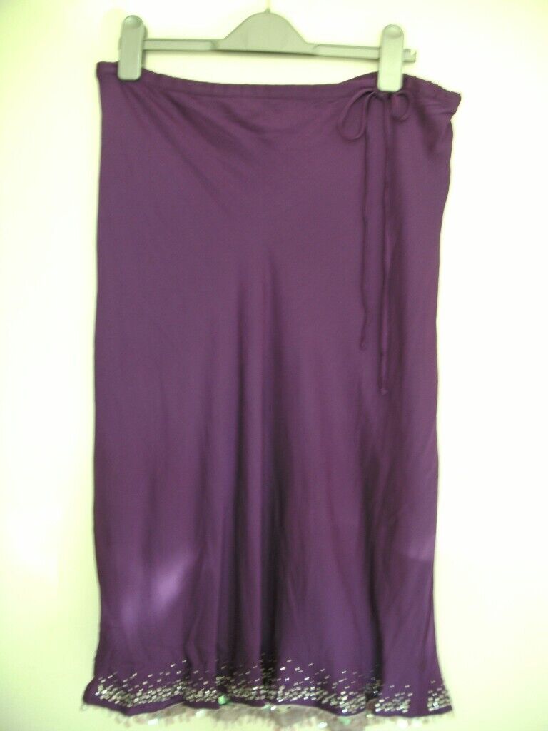 image for Lovely Whistles 100% silk skirt size 14
