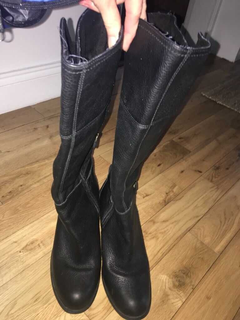 Timberland Leather boots, size 6/7, £45