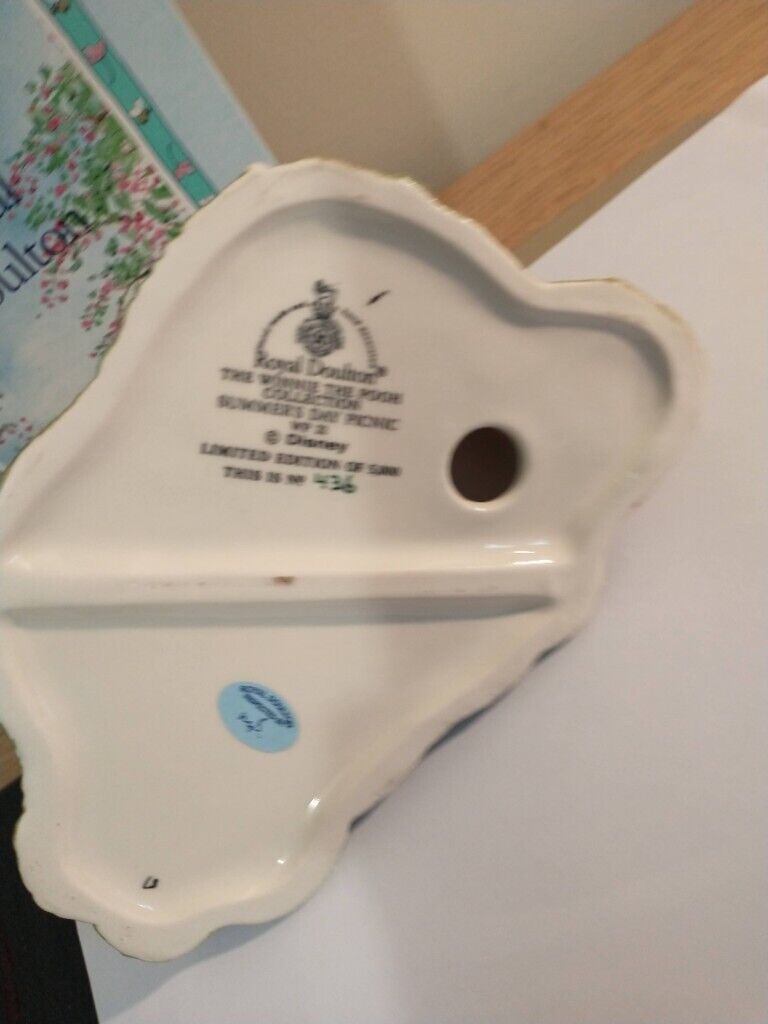 Royal Doulton Winnie The Pooh "Summers Day Picnic" BOXED NEVER DISPLAYED