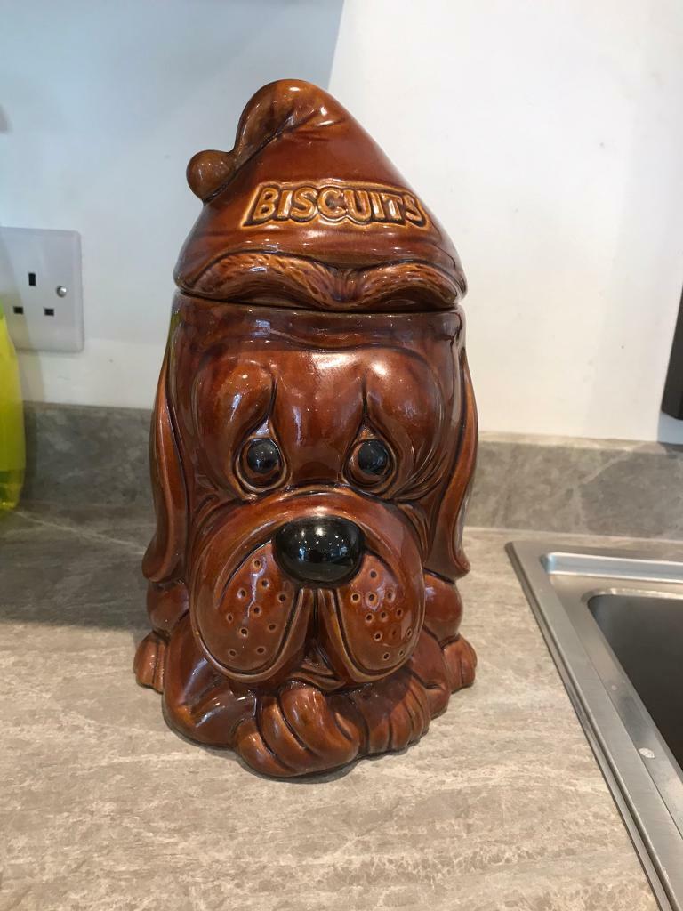 image for Vintage P and K Bassett biscuit barrell 