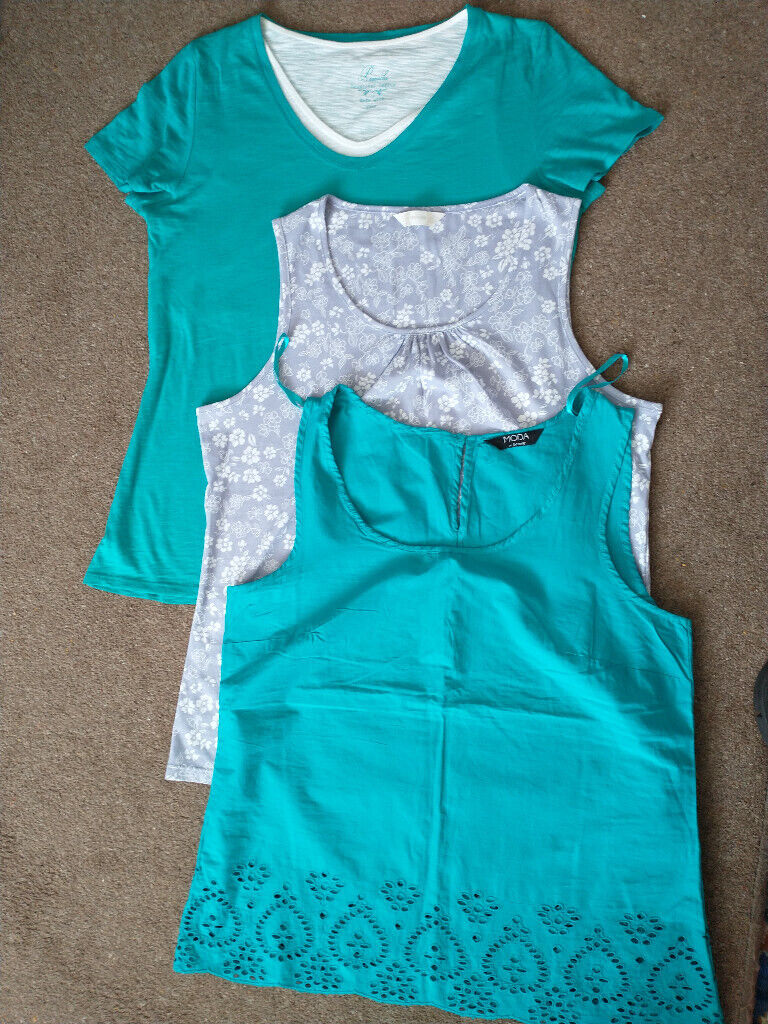  T-SHIRTS & COTTON TOP. Size 12. 2 Sl/less. All in as-new condition.