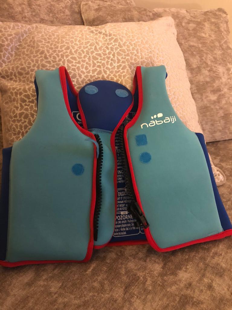 Nabaiji swimming vest