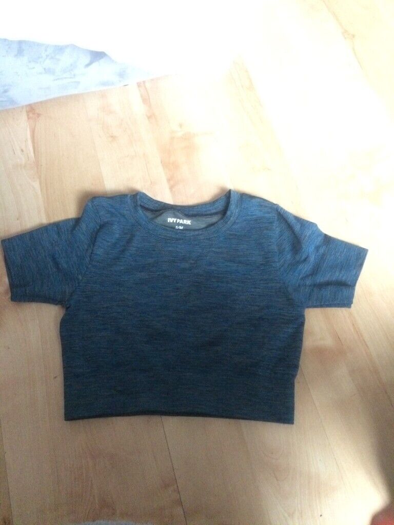 image for Attractive well made top, size 8 unworn