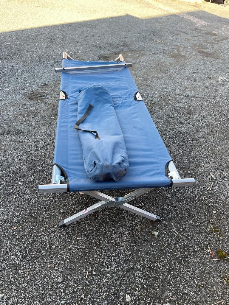 Royalbeach Adventuridge single folding heavy duty Camping bed