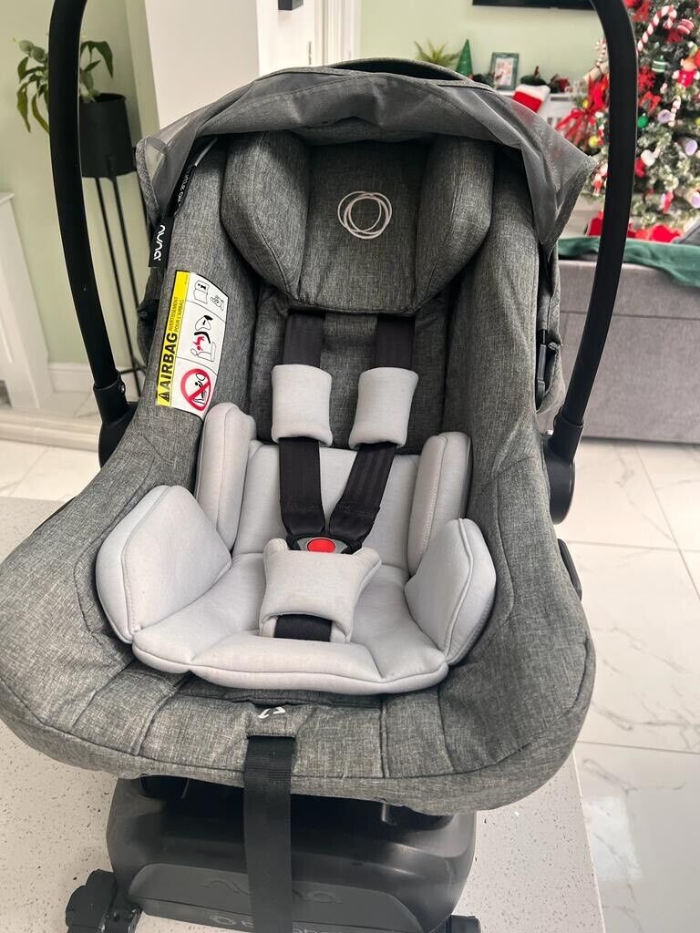 Bugaboo Turtle Air car Seat by Nuna and Isofix seat base. 