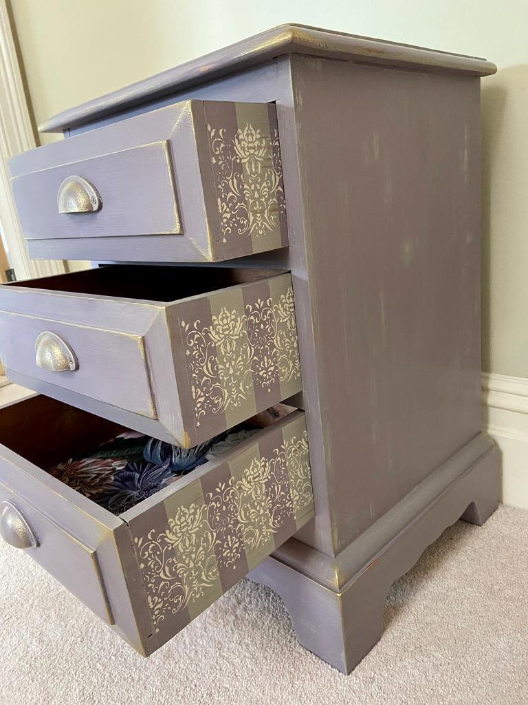 Solid wood bedside table / drawers 