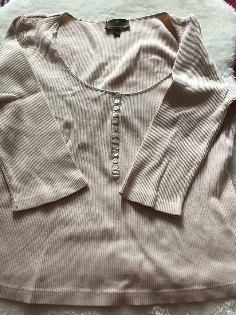 image for Fenn Wright Manson top size 14. Colour is nude