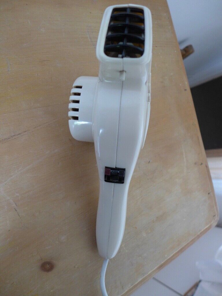 Collectible/collectable: Vintage 1950s-1960s Morphy Richards Hairdryer. Model No. HDA2.