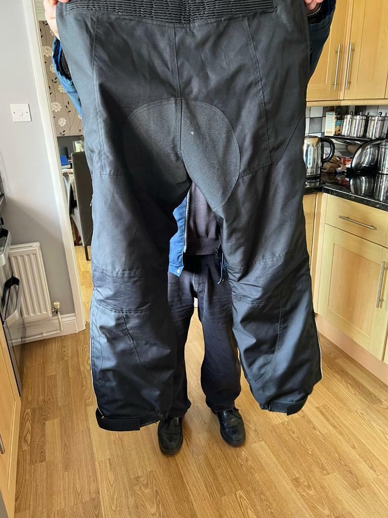 Crane motorbike jacket and matching trousers