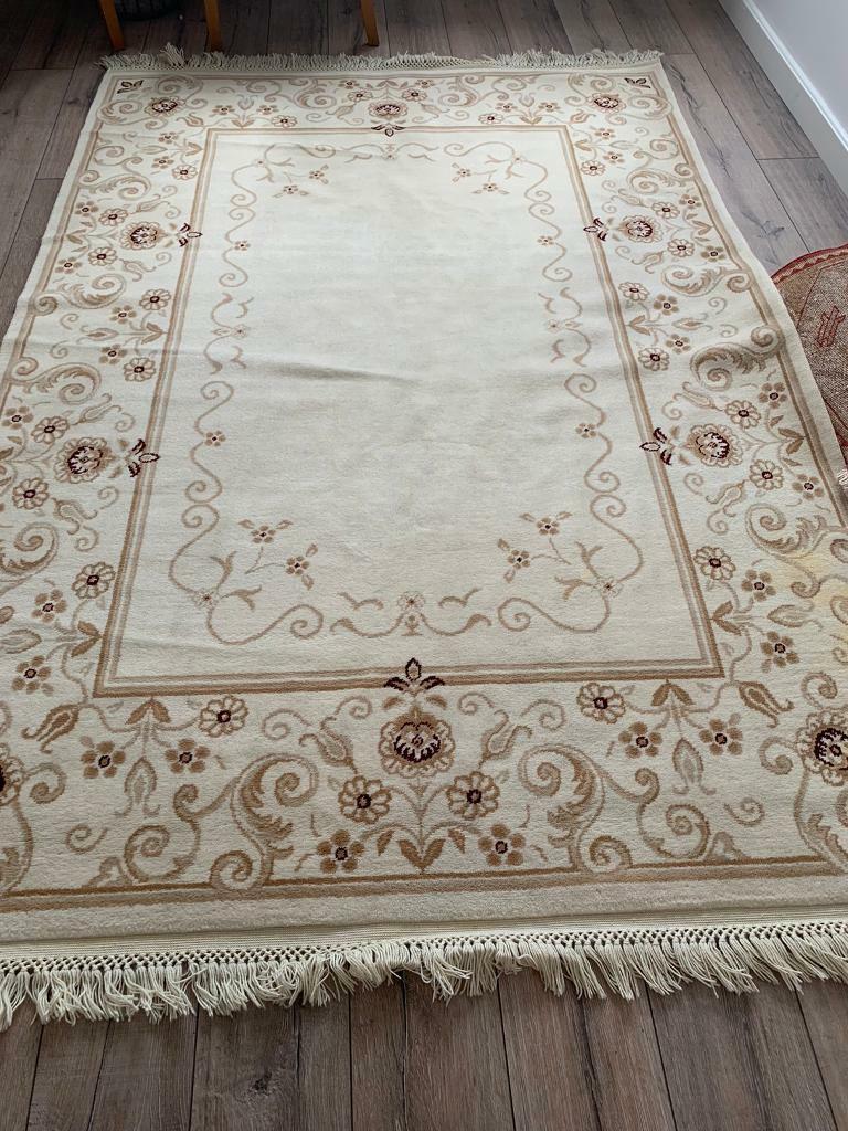 %100 wool handmade rug/carpet 