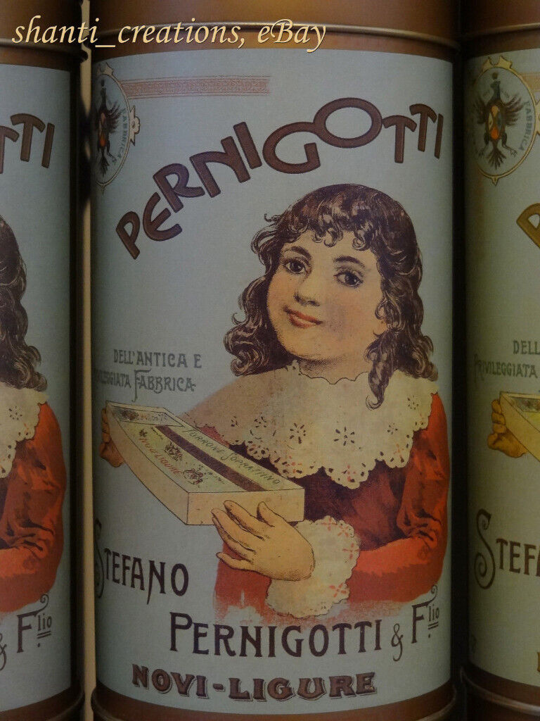 Lot of 60 'Pernigotti' Gianduiotto Tins - Excellent for shop window display and interior decor