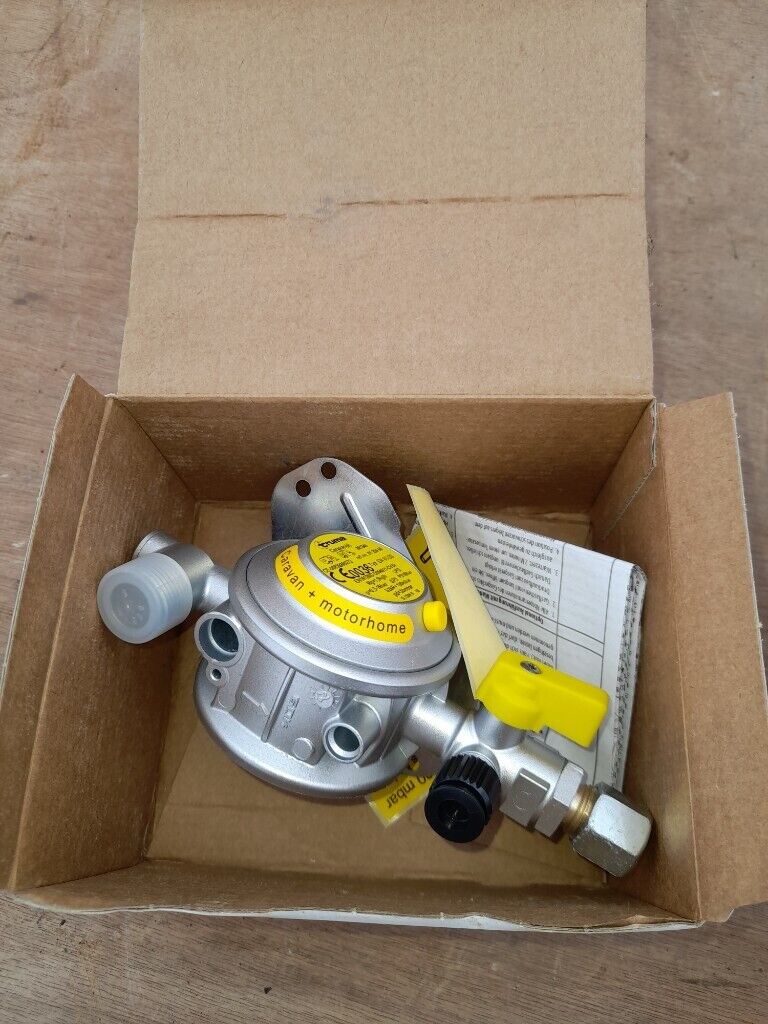 Truma gas regulator and test point