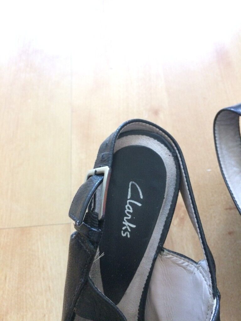 Good quality Clarks black wedged, leather sandles, size 5 BARGAIN