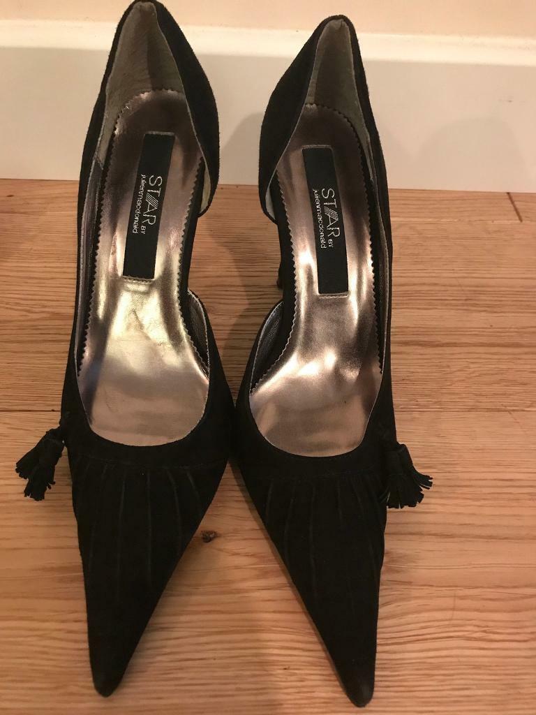 Beautiful black suede pointed toe heeled shoe STAR by Julien MacDonald. Size 36 (3). 