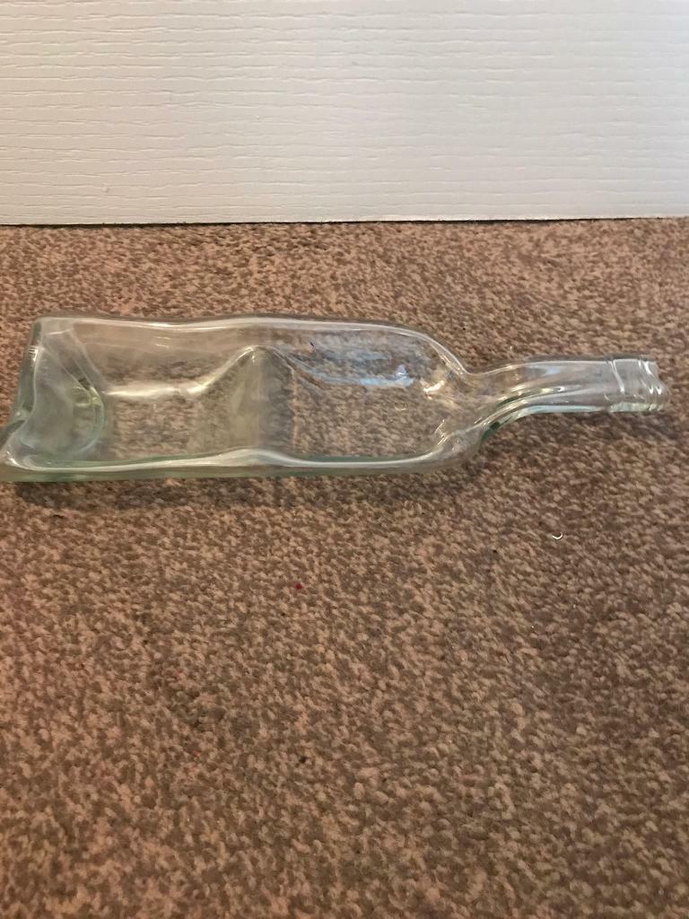 BRAND NEW - NO BOX - RECYCLED CLEAR GLASS DISH