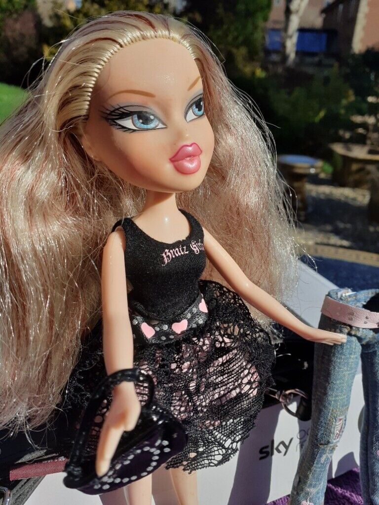 Bratz doll - Gumtree