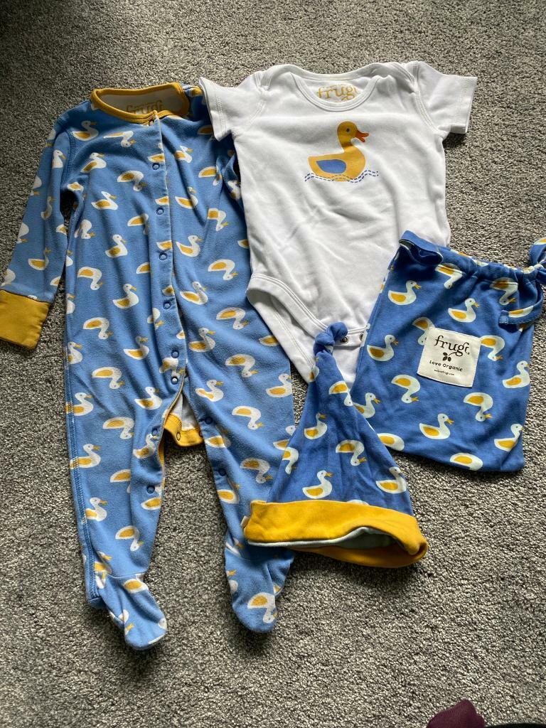 Baby boys 6-9 month clothes bundle (see more pics) 
