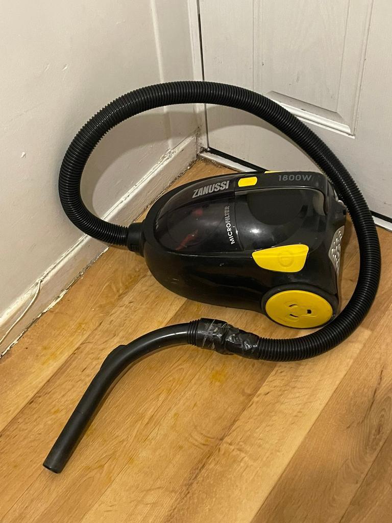 image for Vacuum cleaner not working £5