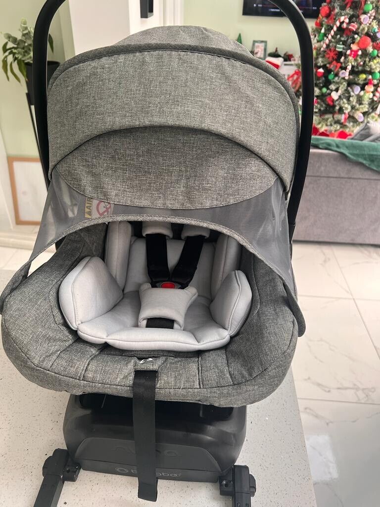 Bugaboo Turtle Air car Seat by Nuna and Isofix seat base. 