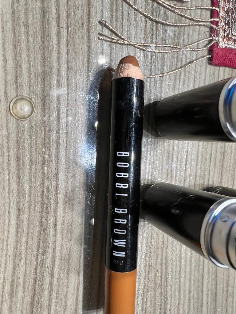 2 X MAC lipstick & Bobby Brown lip pencil 