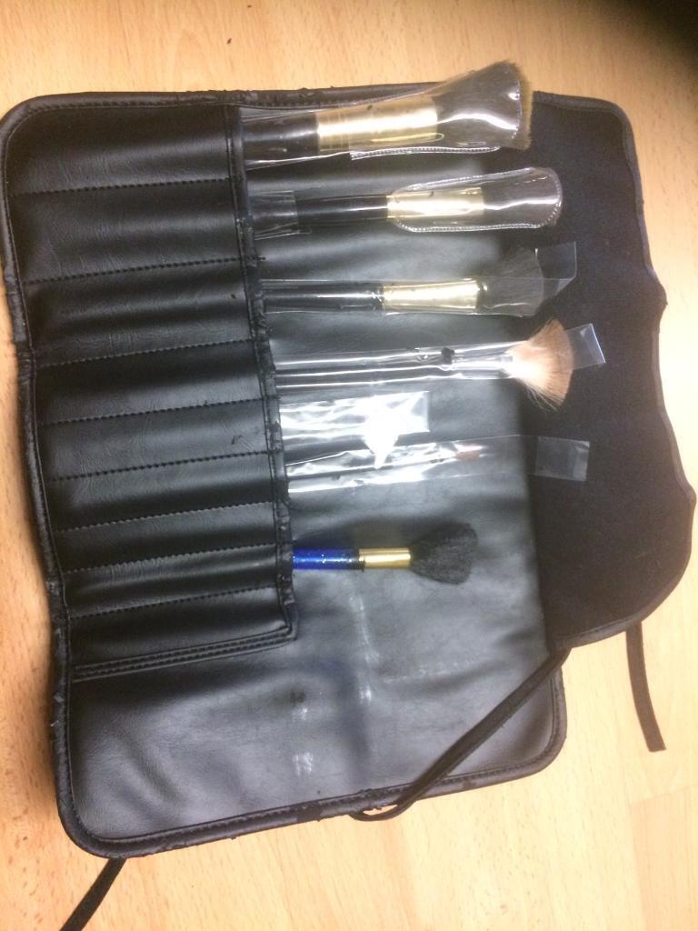 image for Make-Up Brushes 