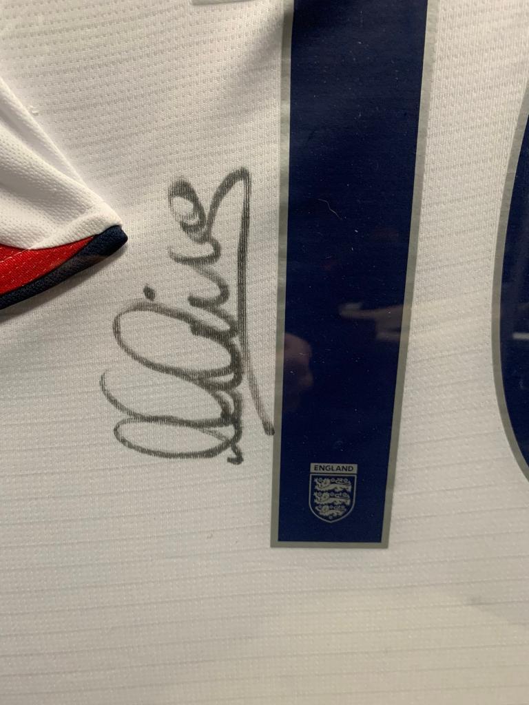 Michael Owen signed and framed England Shirt