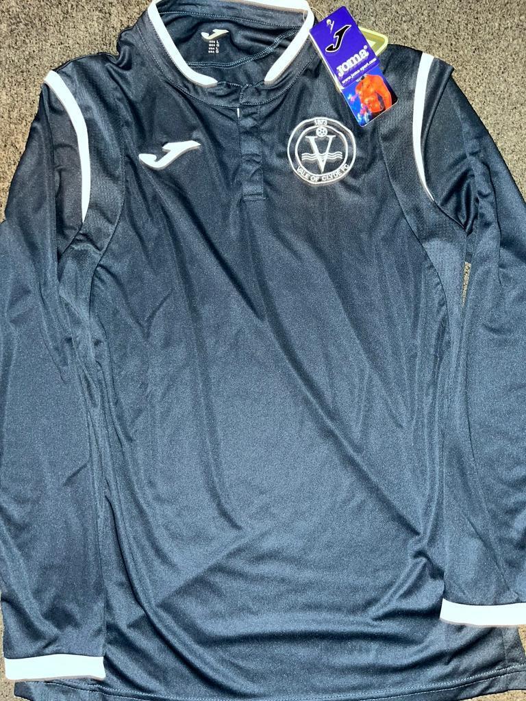 image for Football Shirt New With Tags Vale Of Clyde Size Medium 
