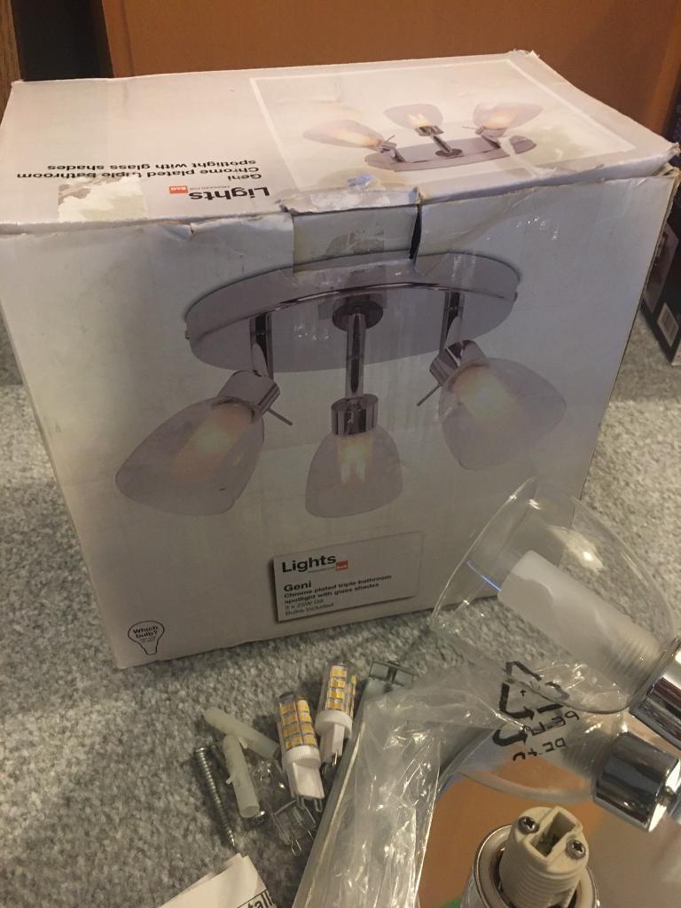 Ceiling lamp. Practically new. Please read. Kingswood BS15 