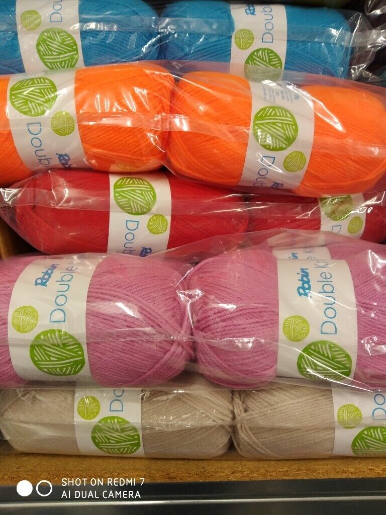 JAMES C BRETT TOP VALUE DOUBLE KNITTING WOOL YARN VARIOUS COLOURS 5x100g NEW