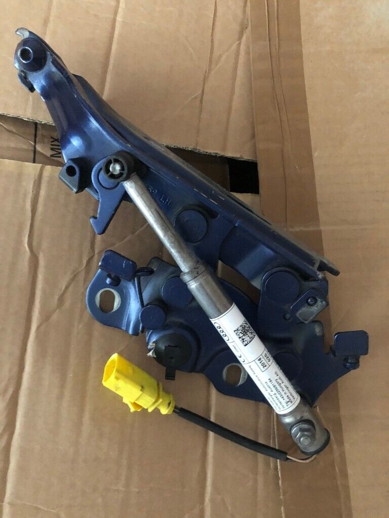 Audi A3 S3 RS3 8V BONNET HOOD HINGE 8V0823301F WITH CRASH SENSOR