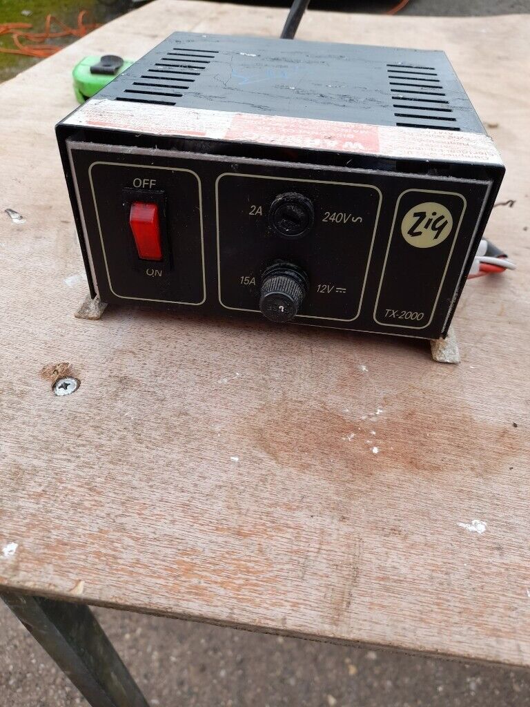 Caravan Zig TX 2000 battery charger