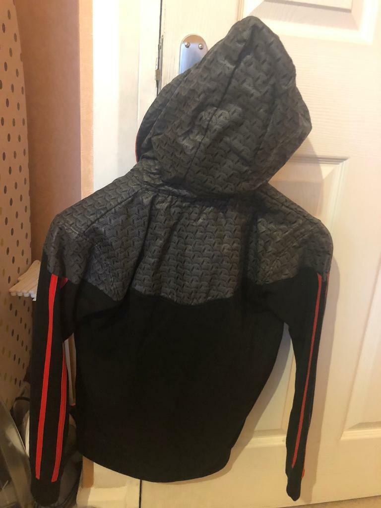 Brand new 11/12 boys hoodie jumper