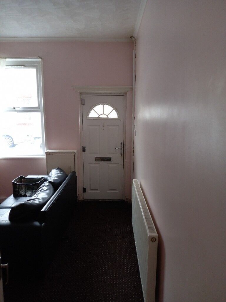 **LET BY  ** LARGE 2 BEDROOM PROPERTY IN MIDDLEPORT** WOOLRICH STREET**