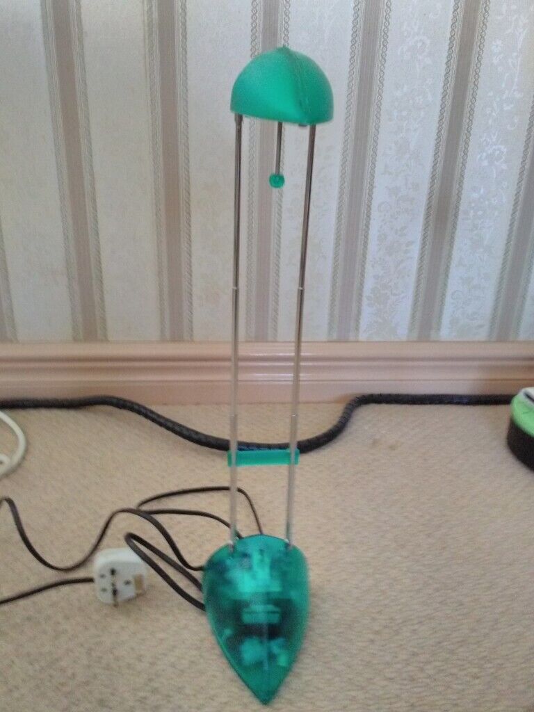 Desk lamp