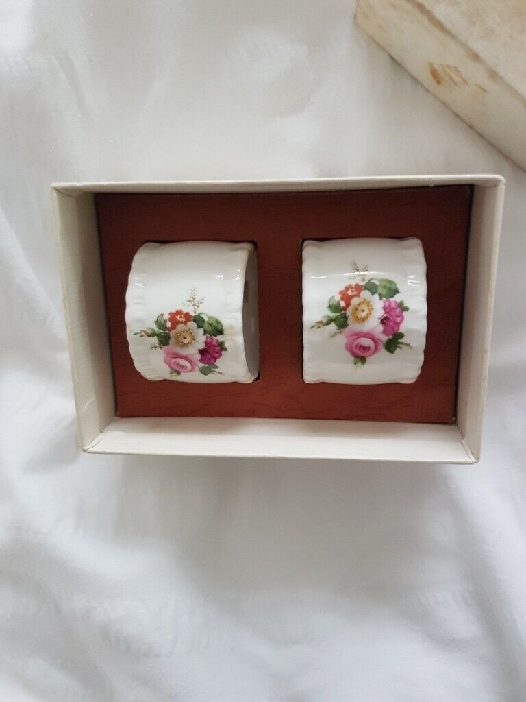 Coalport napkin rings 