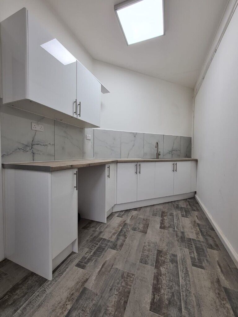 ⭐Serviced Office Space  in Ilford town centre from £400 per month,No VAT!⭐