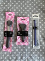 image for Makeup brushes