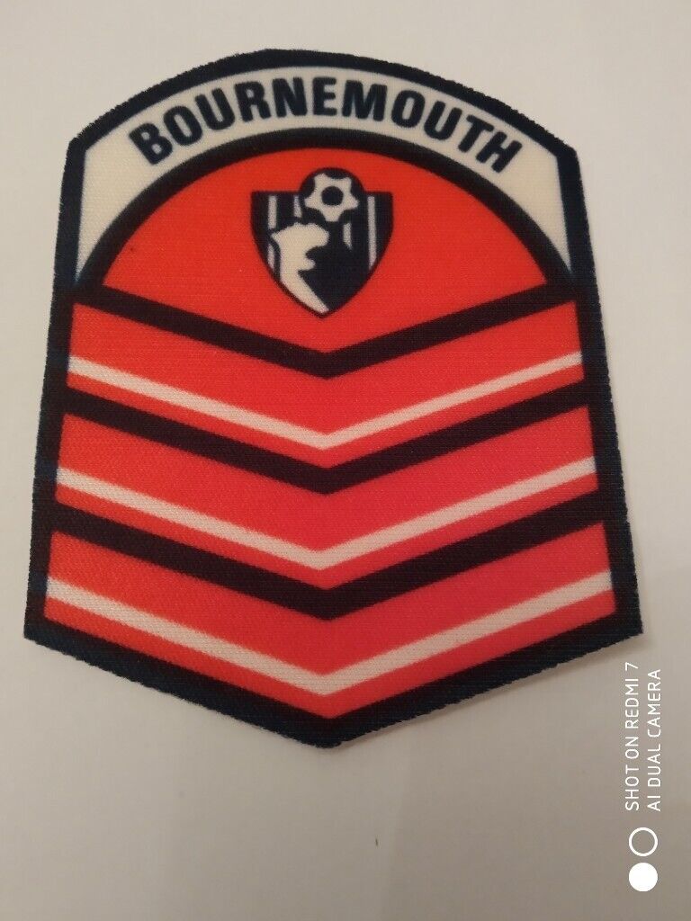 MANCHESTER CITY MOTIF SEW ON  OR GLUE ON BADGE PATCH APPLIQUE