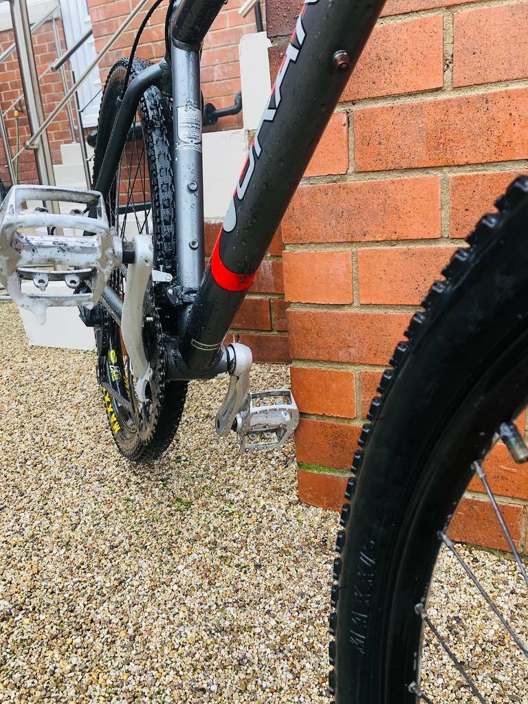 Orange mtb Hardtail Medium frame