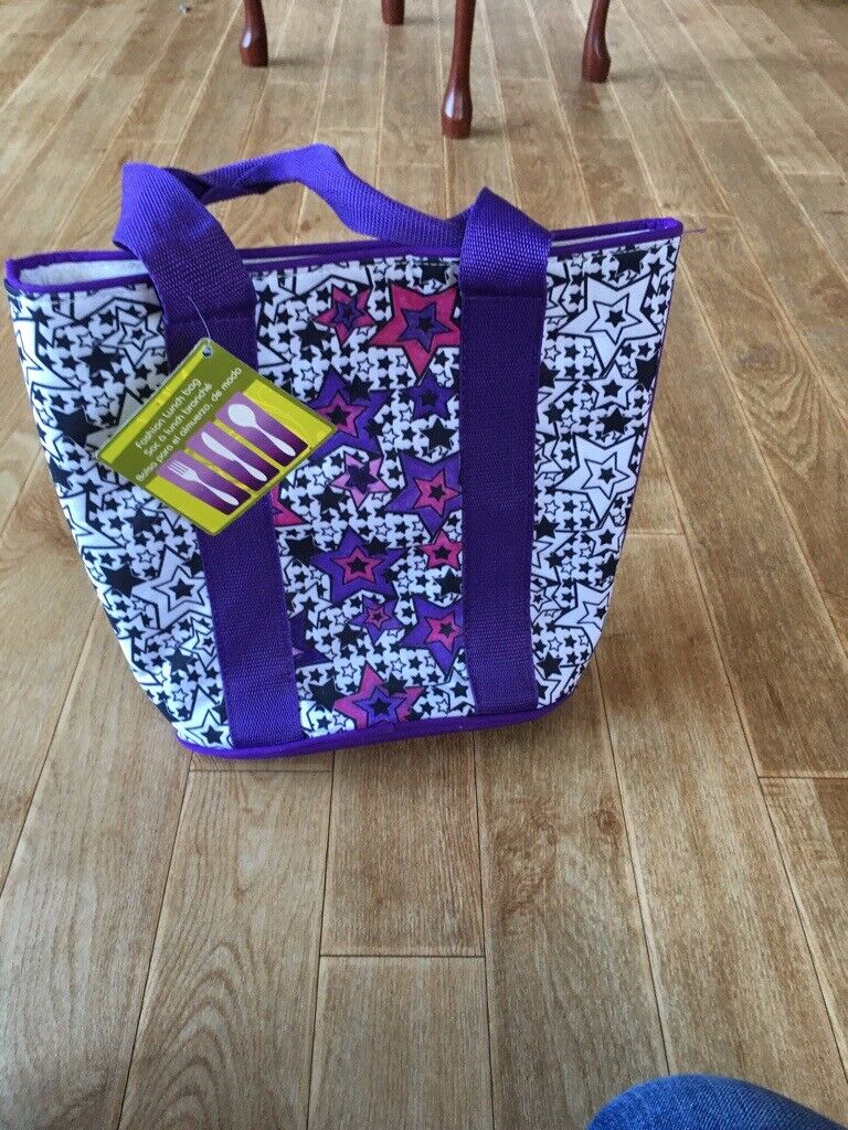 Unused Colour own insulated lunch bag.Middle panel done (pens still ok) but gave up and never used