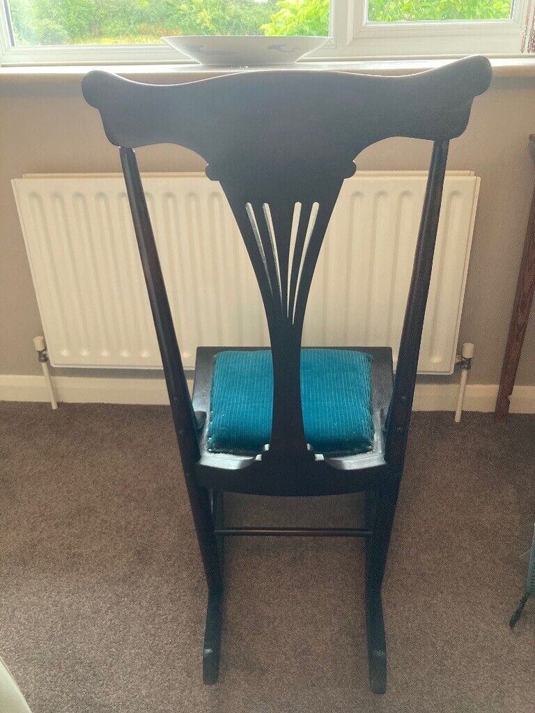Rocking chair