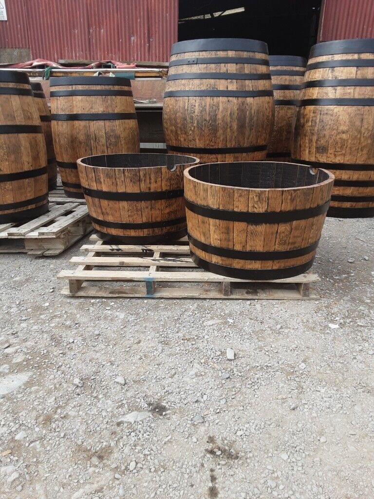 Oak Whiskey Barrels 