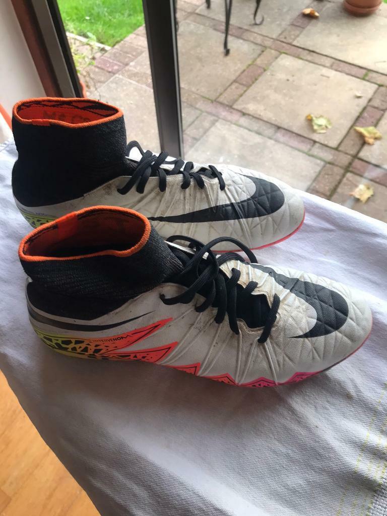 Nike hypervenom football boots UK size 5