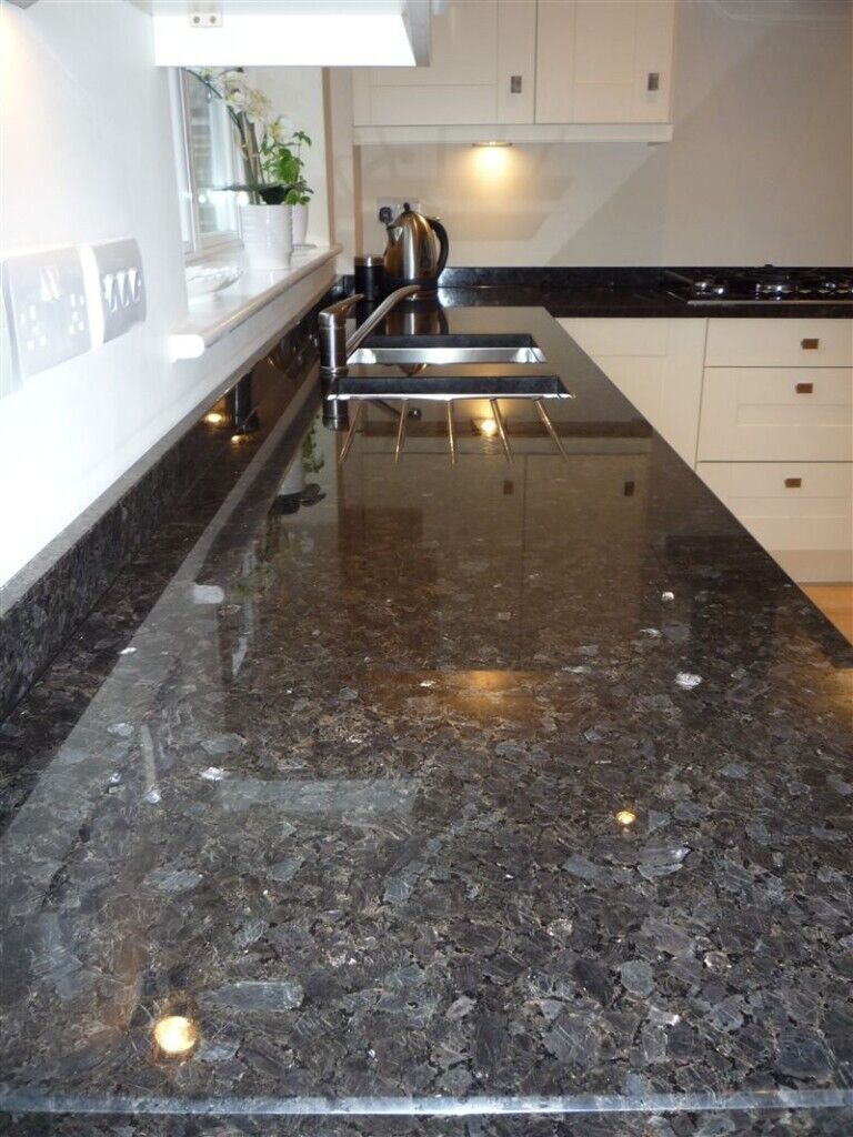 Granite & Quartz Kitchen Worktops ....... from ONLY £1000