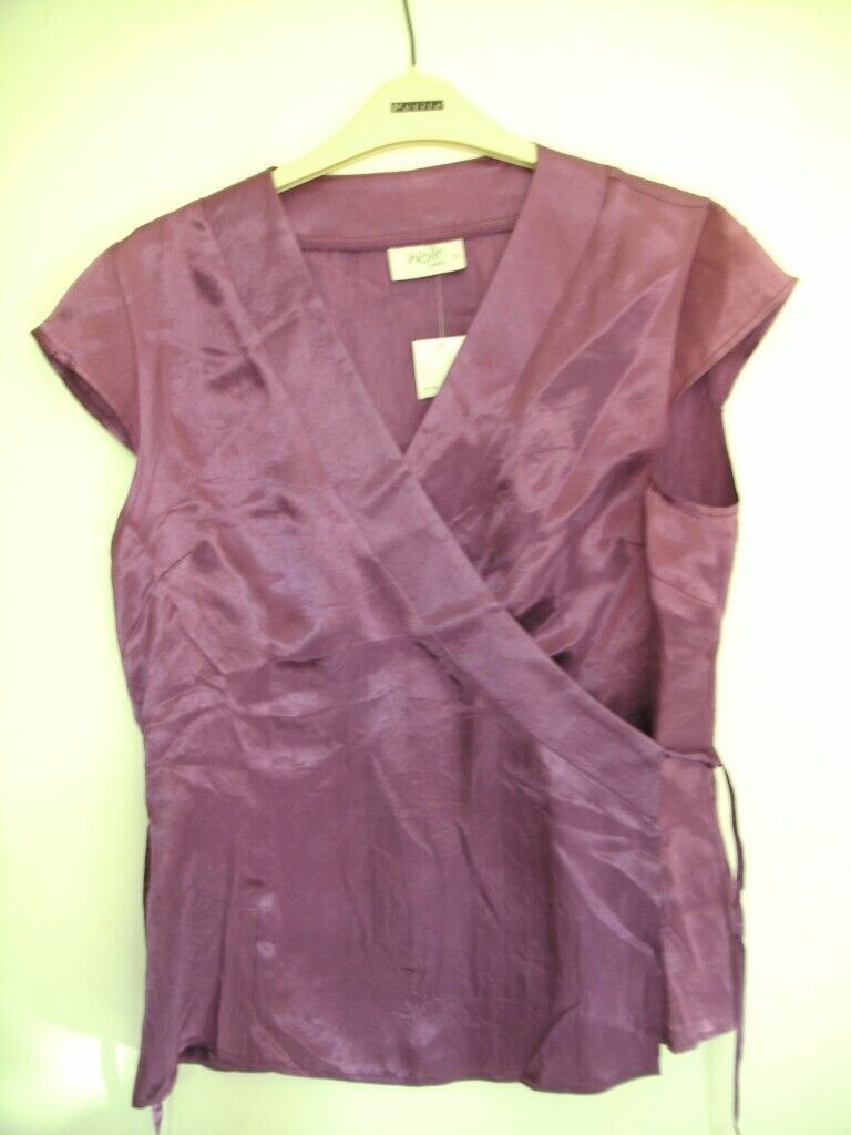 image for BNWT Wallis Satin Blouse size 12 Petite.