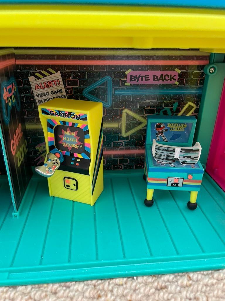 LOL Surprise Club house