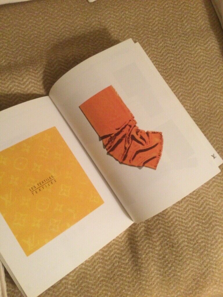 Louis Vuitton Catalogue 2001