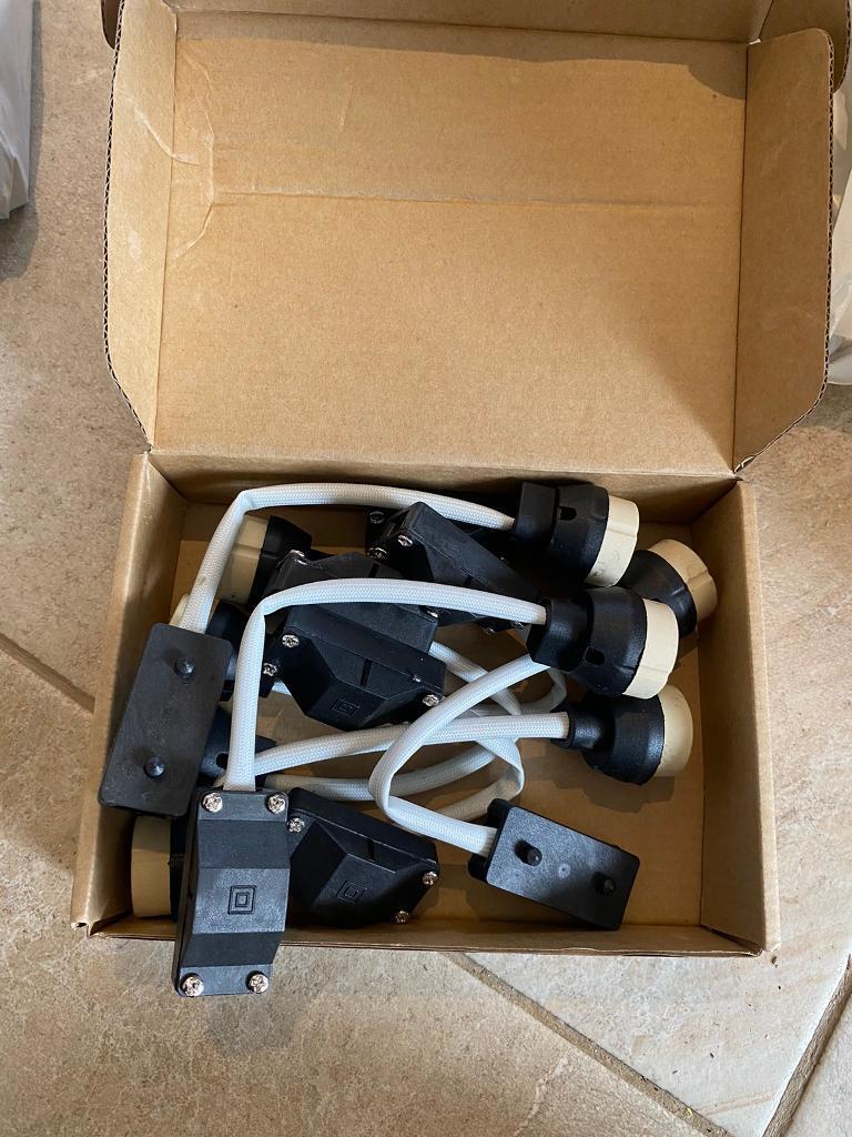 image for 9 x GU10 2A 250V Ceramic Lamp Bases Connector with Terminal Box