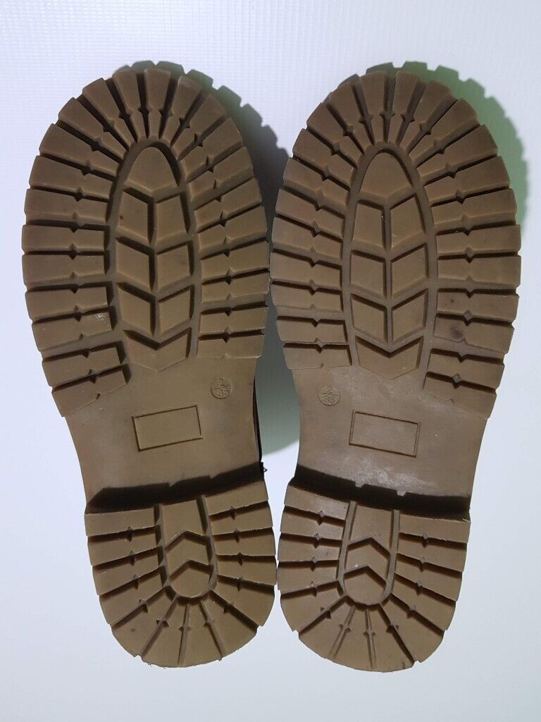 Boys Winter Boots size 2 UK