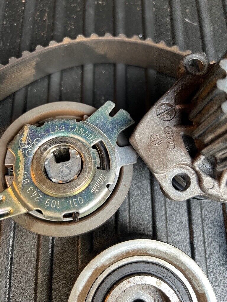 image for Audi A5 2.0 Tdi diesel Timing belt & water pump dealer original parts used